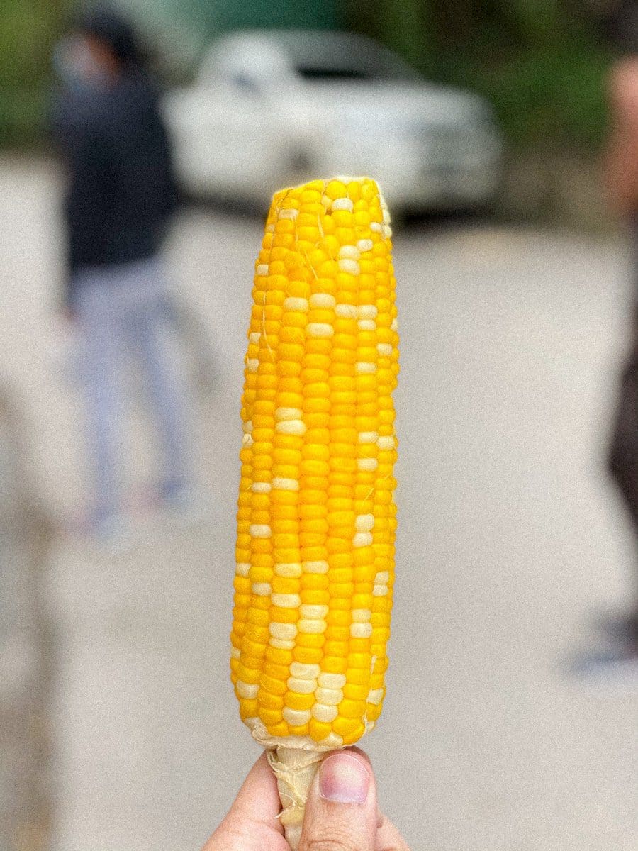 желтая кукуруза