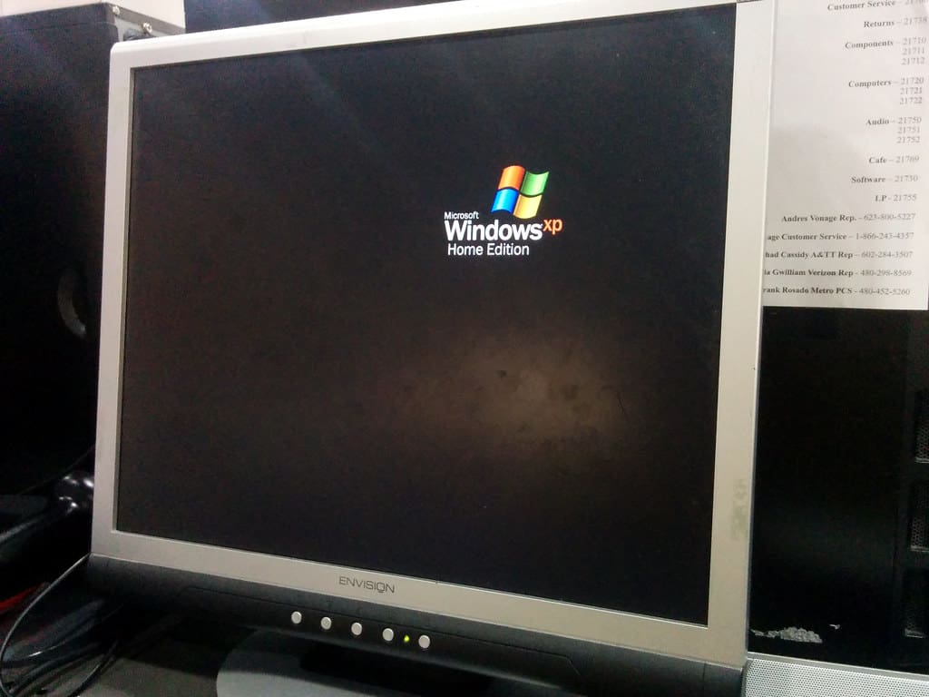 windows xp αρχική έκδοση