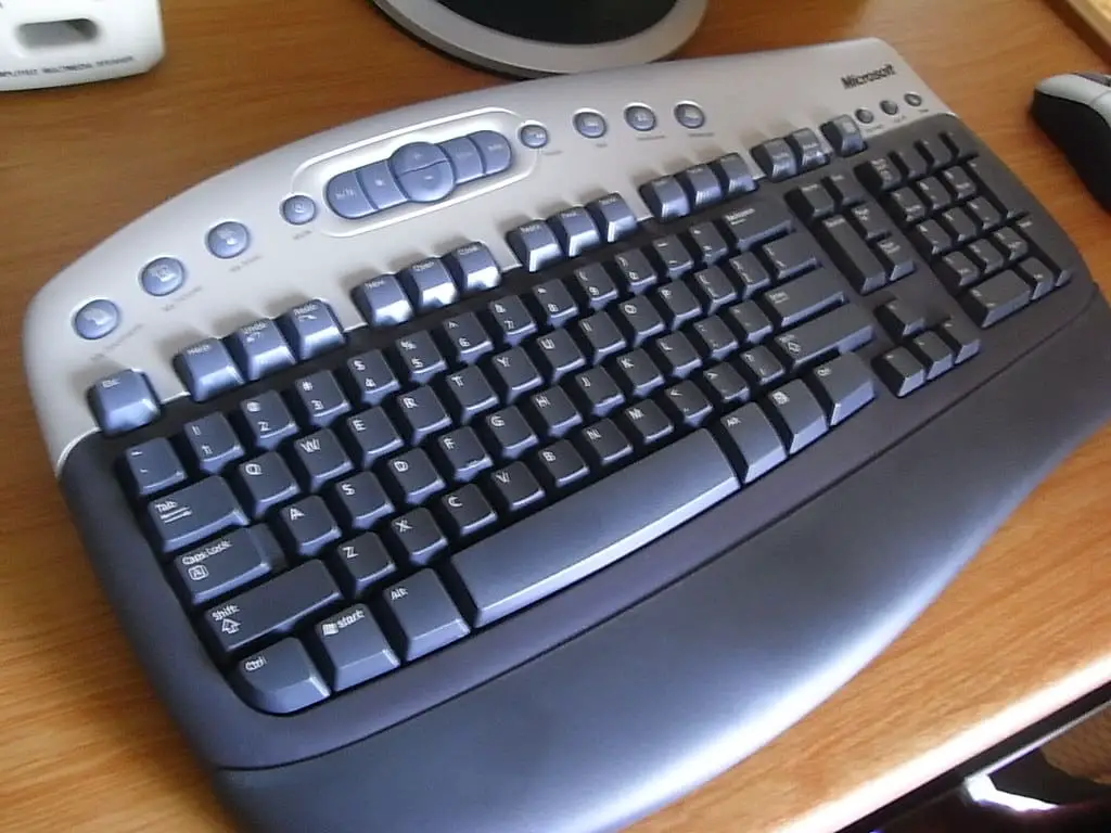 klávesnice microsoft