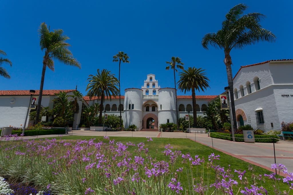 státní univerzitě v San Diegu
