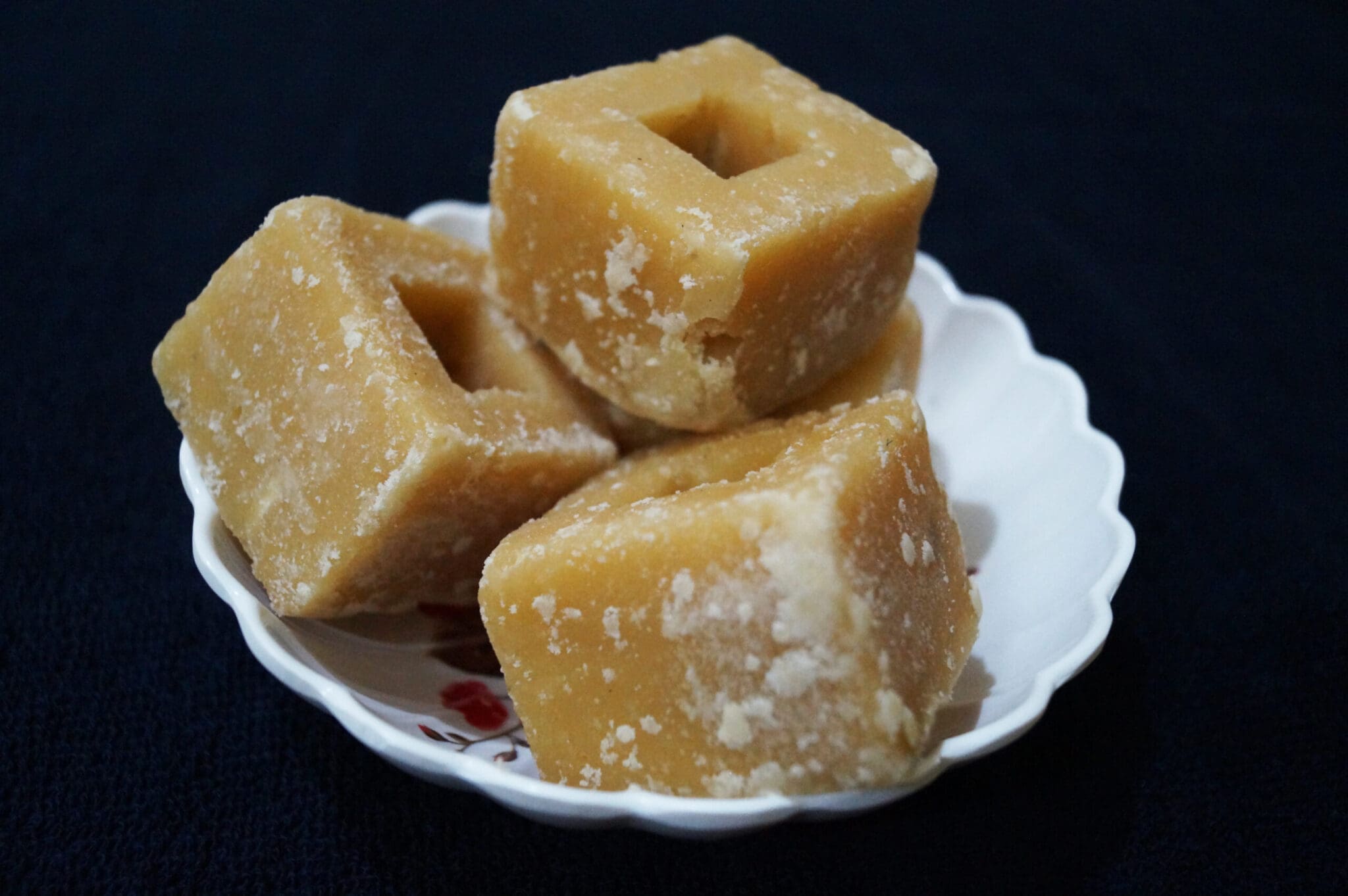 jaggery scaled