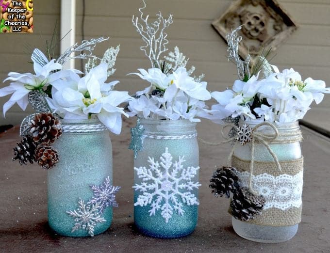 Winter Wonderland Mason Jars...these are the BEST Christmas Mason Jar Ideas!