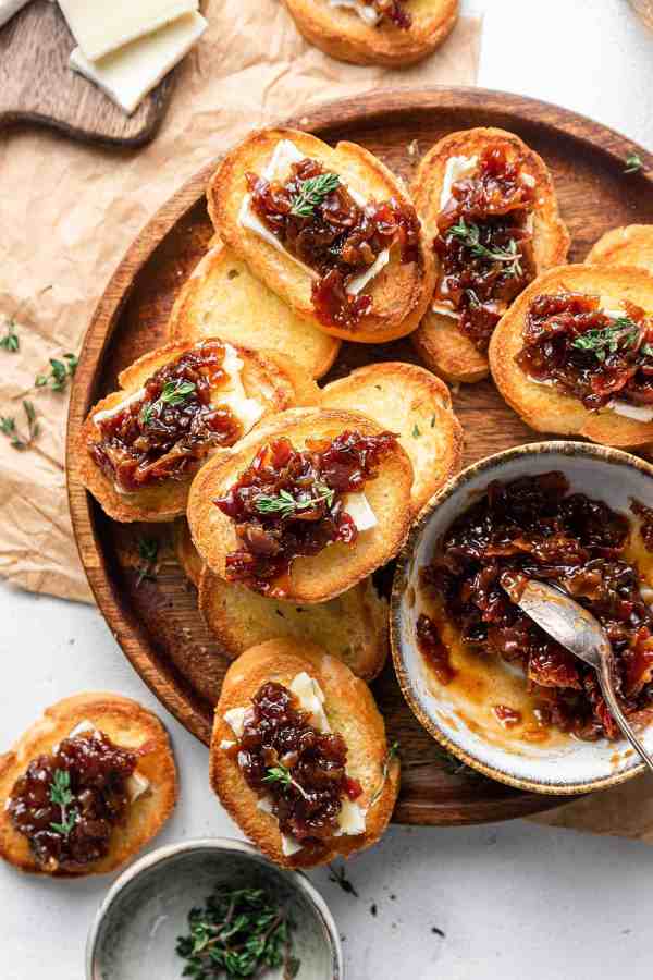 bourbon-bacon-jam-crostini-22