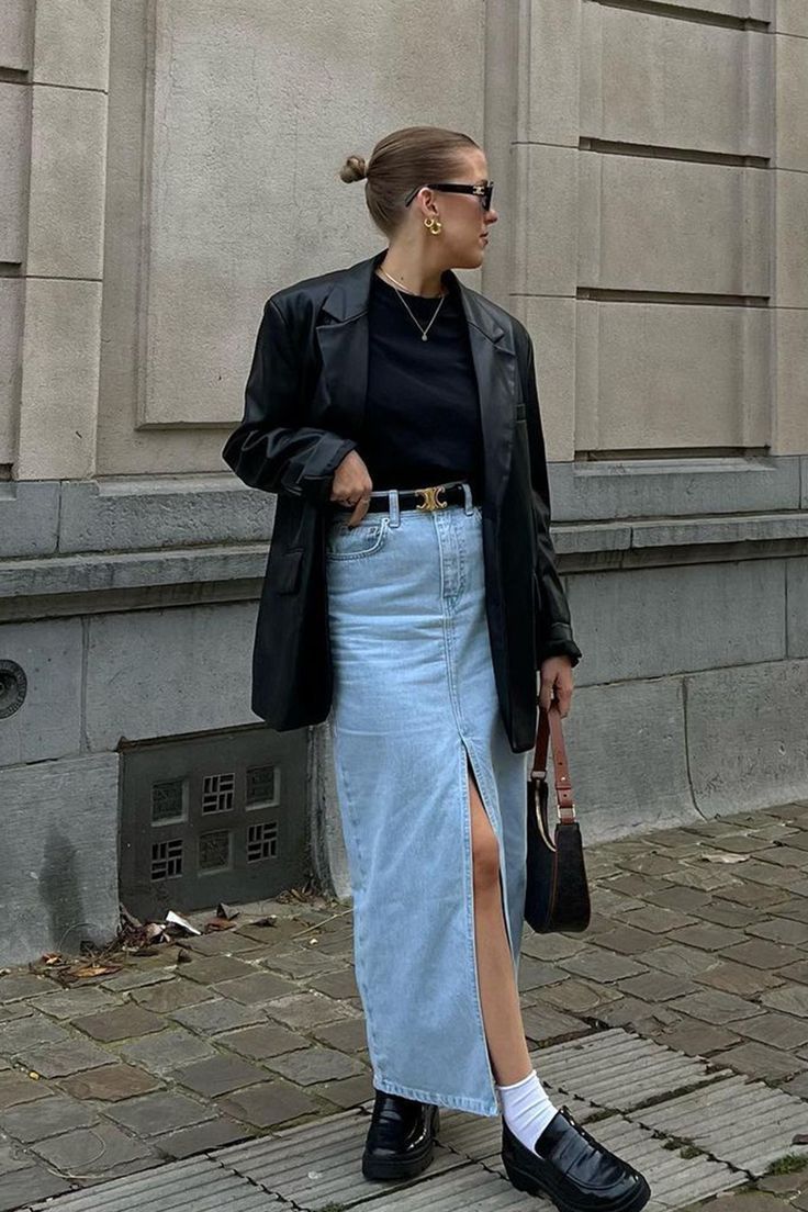 10 Stylish Denim Maxi Skirt Outfit Ideas 10 Stylish Denim Maxi Skirt Outfit Ideas - denim skirt outfit winter